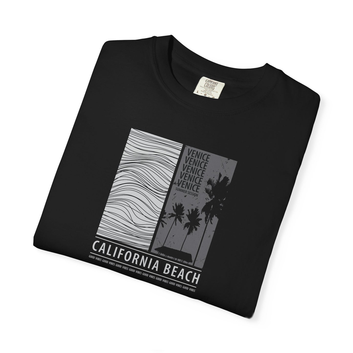 California Beach Graphic T-Shirt — Coastal Wave Vintage Design