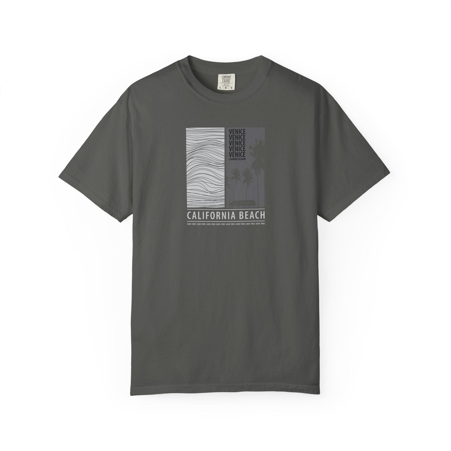 California Beach Graphic T-Shirt — Coastal Wave Vintage Design